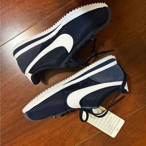 Nike Suede Cortez Sz. 6 (women’s)